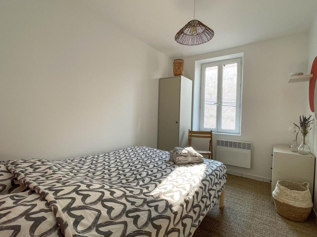 Arles Fait Sa Revolution Villa ภายนอก รูปภาพ