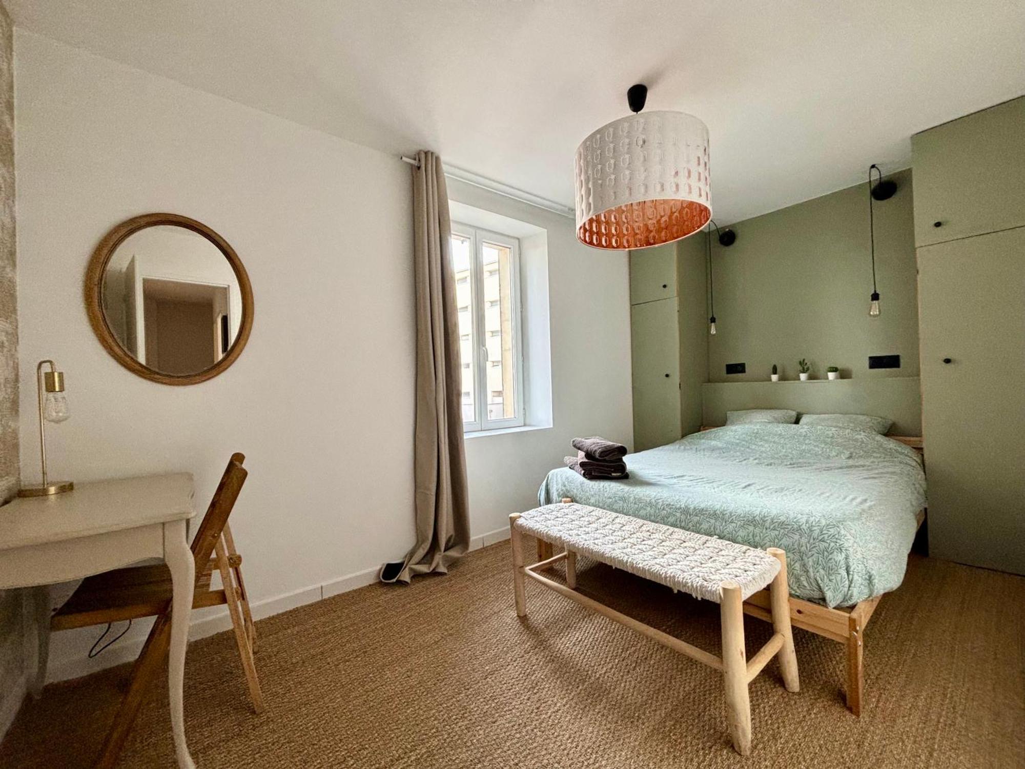 Arles Fait Sa Revolution Villa ภายนอก รูปภาพ